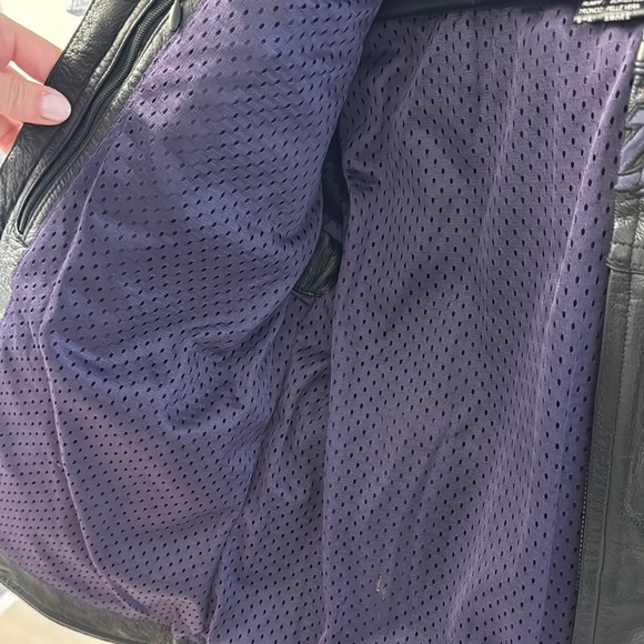 Harley-Davidson Black Leather Jacket for women - Picture 5 of 6